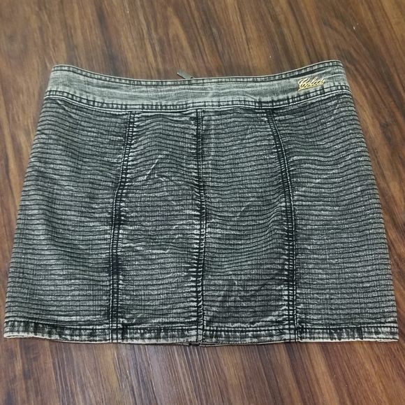 Zippered Mini Skirt in US4 - Picture 5 of 5